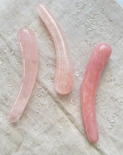 画像をギャラリービューアに読み込む, Luna - ローズクウォーツワンド / Rose Quartz Wand