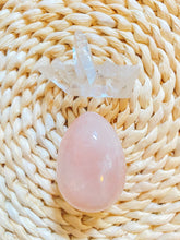 画像をギャラリービューアに読み込む, ローズクウォーツヨニエッグ/ Rose Quartz Yoni Egg -GIA certified
