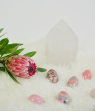 画像をギャラリービューアに読み込む, ロードナイトヨニエッグ/ Rhodonite Yoni eggs