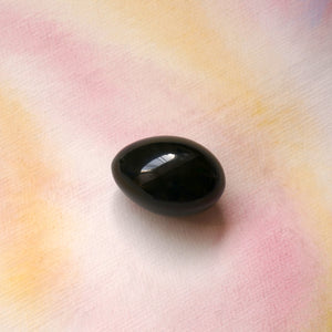 Black Obsidian Yoni Egg / ブラックオブシディアン（黒曜石）ヨニエッグ